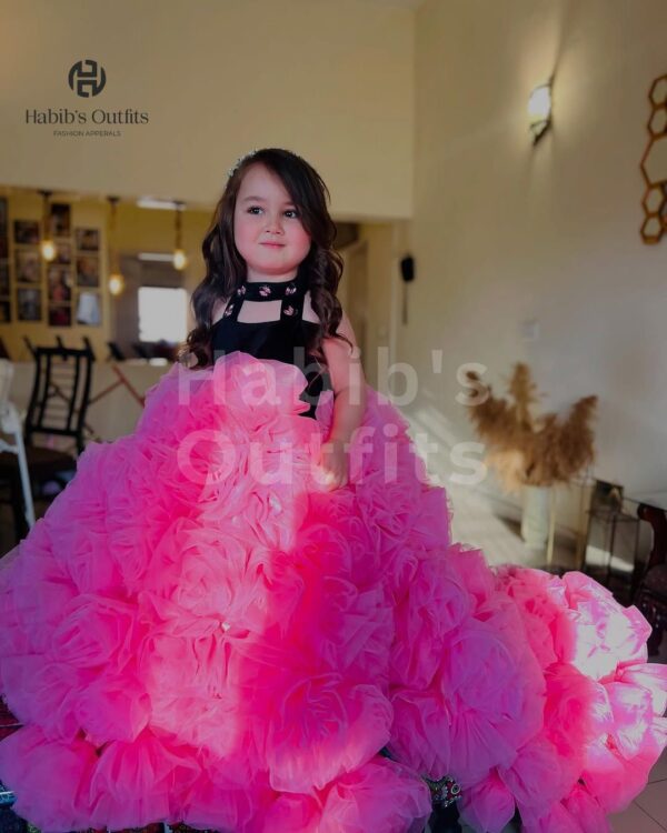 Rose Luxurious - Image 4