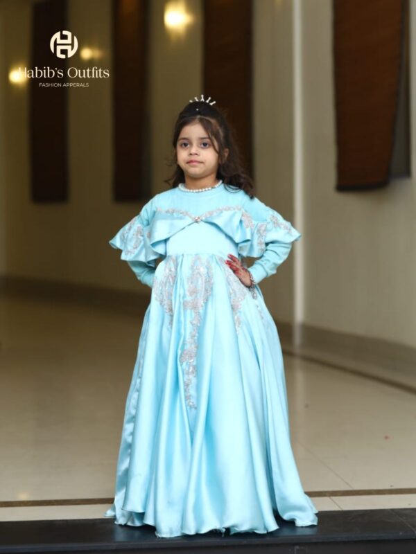 Mehwish Dress - Image 3