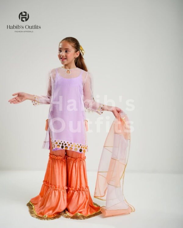 Layers Gharara - Image 2